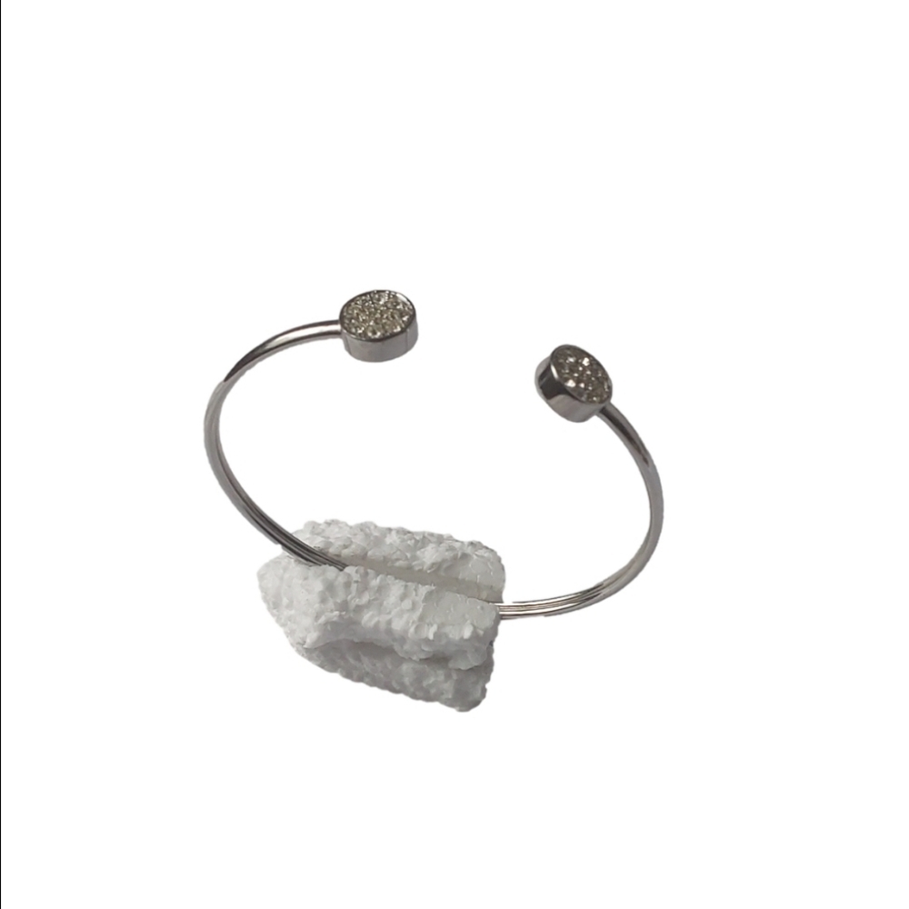 FOSSIL SILVER TONED DIAMOND‎ CLUSTERS WOMEN'S BRACELET